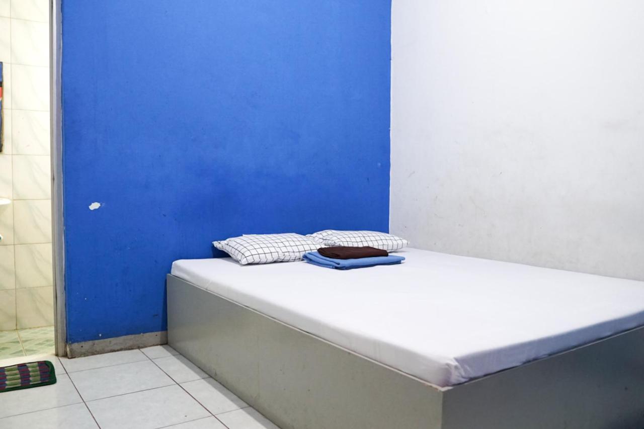Cosmo Tanjung Duren Mitra Reddoorz Джакарта Экстерьер фото